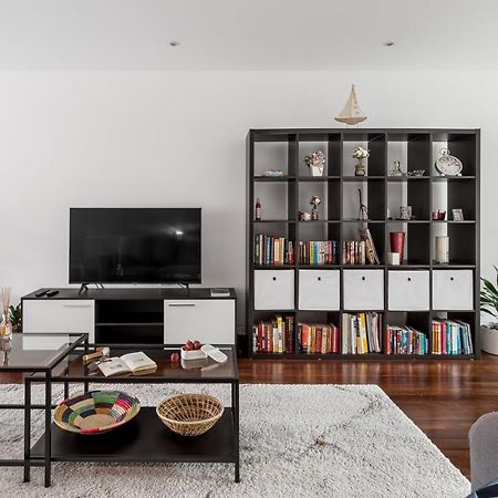 Ferienwohnung Joivy Sleek House Balcony & 2 Terraces In Porto Maía Exterior foto