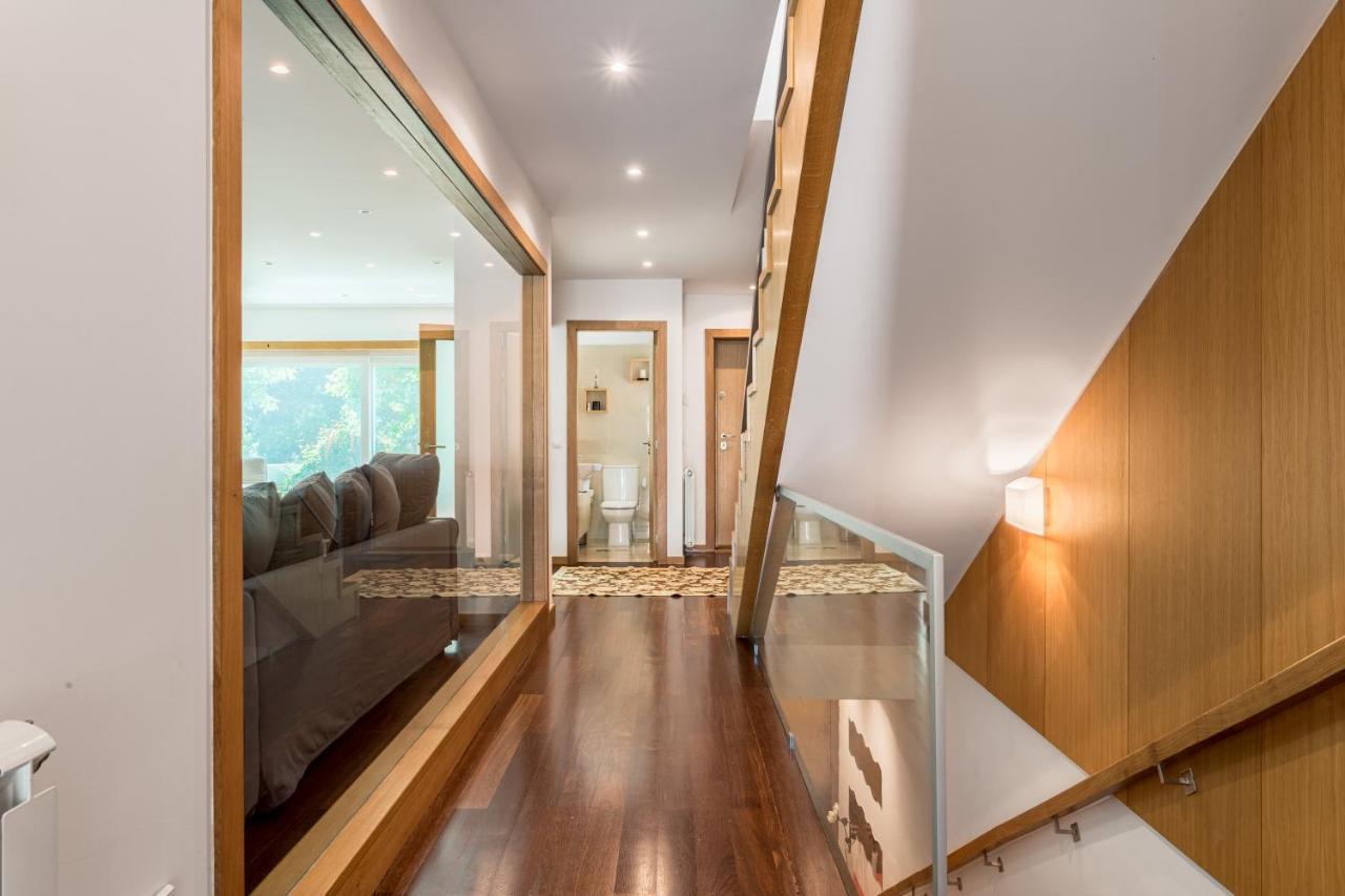 Ferienwohnung Joivy Sleek House Balcony & 2 Terraces In Porto Maía Exterior foto